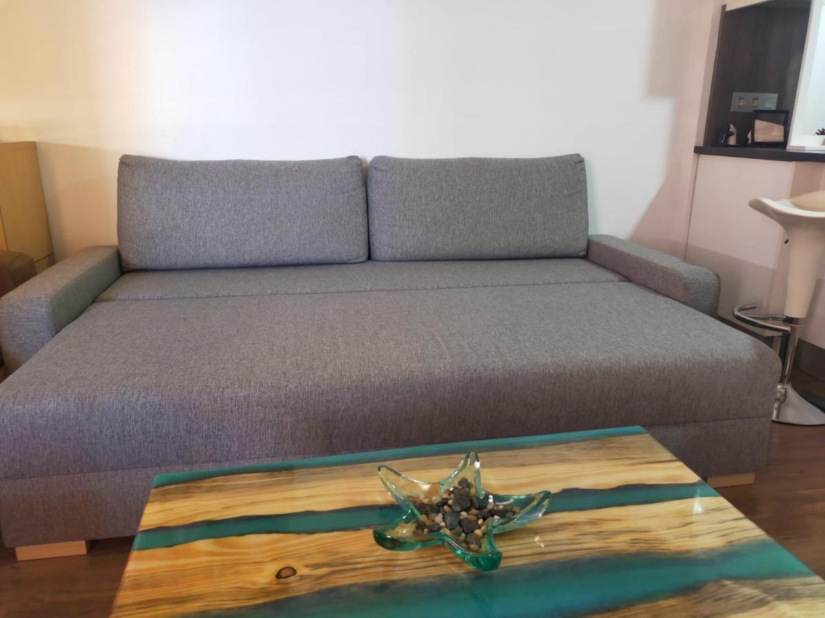 Bali-Heliopolis Apartment เบนิสกัสซิม ภายนอก รูปภาพ
