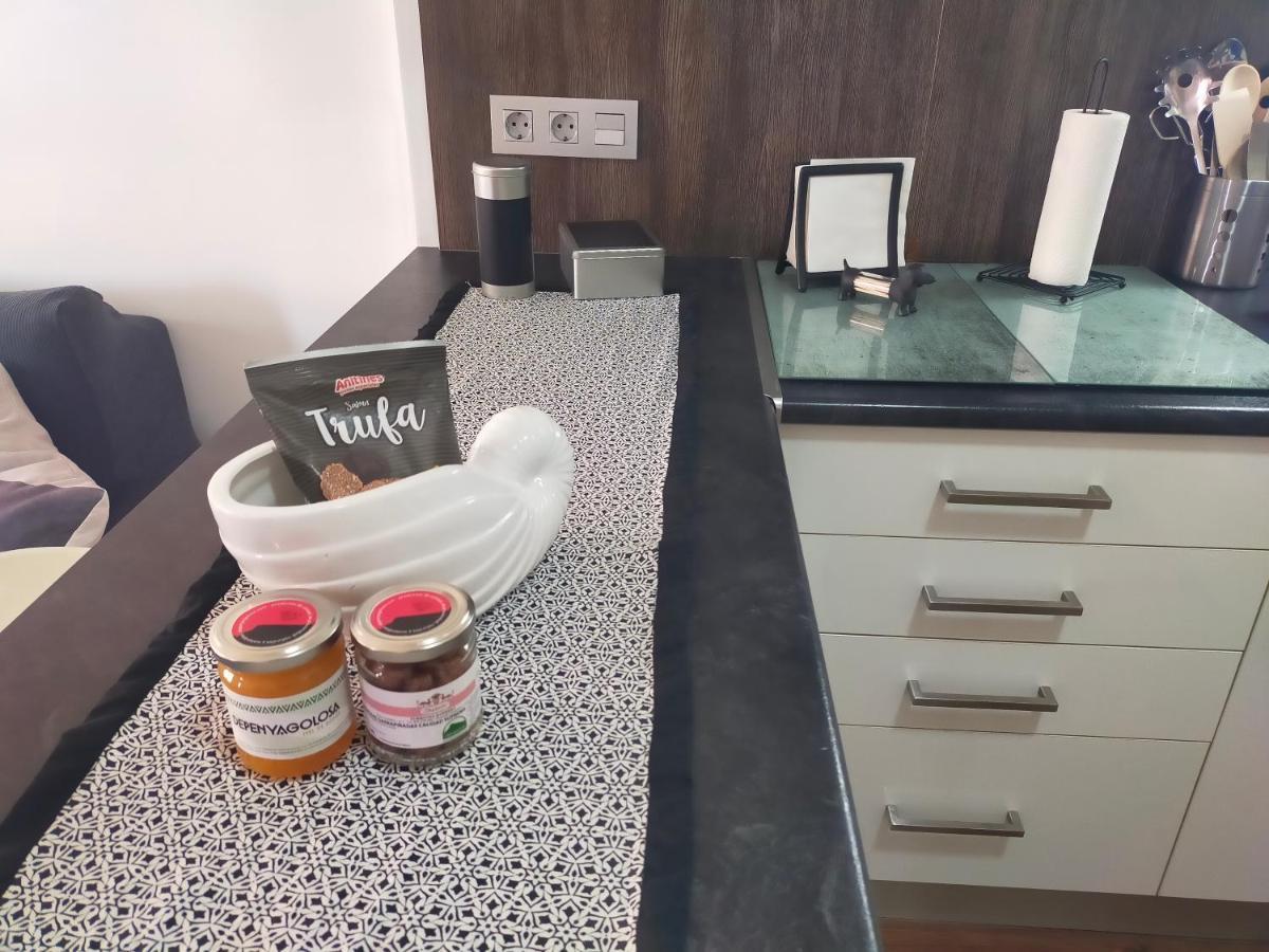 Bali-Heliopolis Apartment เบนิสกัสซิม ภายนอก รูปภาพ